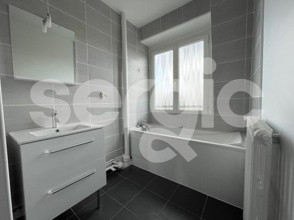 Location 3 Pieces 64 60200 Compiegne 43 0496 01 0001
