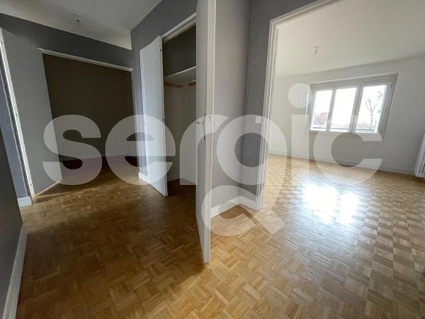 Location 3 Pieces 64 60200 Compiegne 43 0496 01 0001