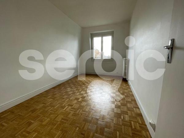 Location 3 Pieces 64 60200 Compiegne 43 0496 01 0001