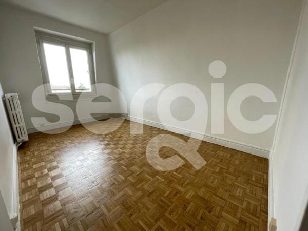 Location 3 Pieces 64 60200 Compiegne 43 0496 01 0001
