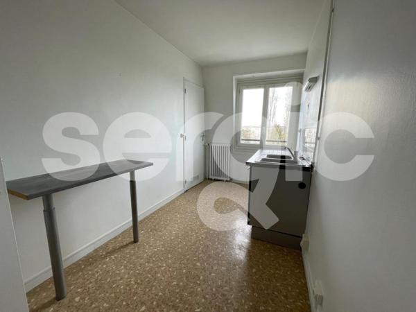 Location 3 Pieces 64 60200 Compiegne 43 0496 01 0001