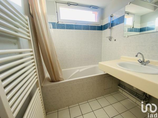 Appartement 2 pièces de 44 m² à Poitiers (86000)