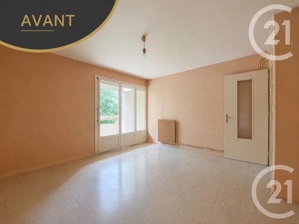 Appartement F4 à vendre  4 pièces - 73 m 2   LAGNIEU  - 01