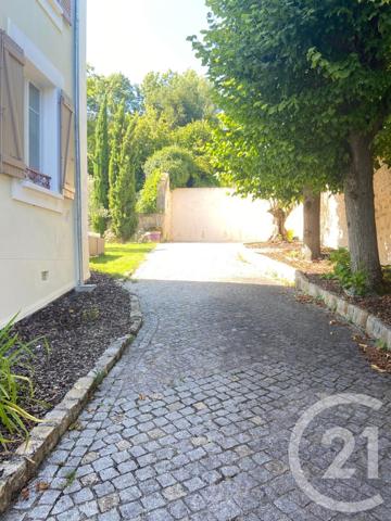 Maison à vendre  8 pièces - 185,50 m2 LE MEE SUR SEINE - 77