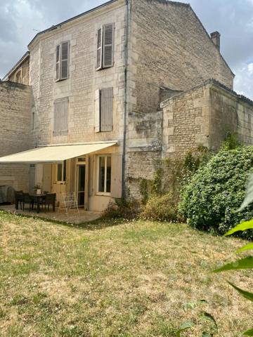 Maison Niort 7 pièce(s) 208 m2