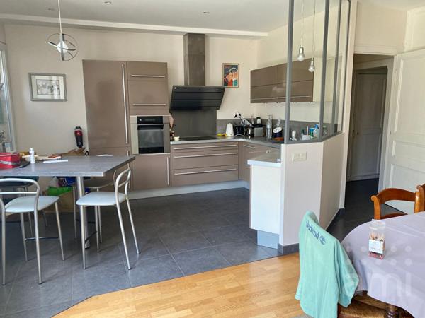 Maison Niort 7 pièce(s) 208 m2