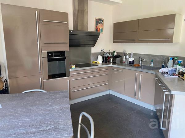 Maison Niort 7 pièce(s) 208 m2