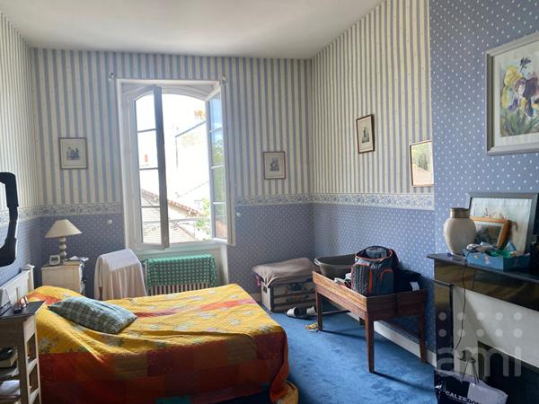 Maison Niort 7 pièce(s) 208 m2