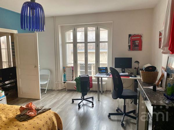 Maison Niort 7 pièce(s) 208 m2