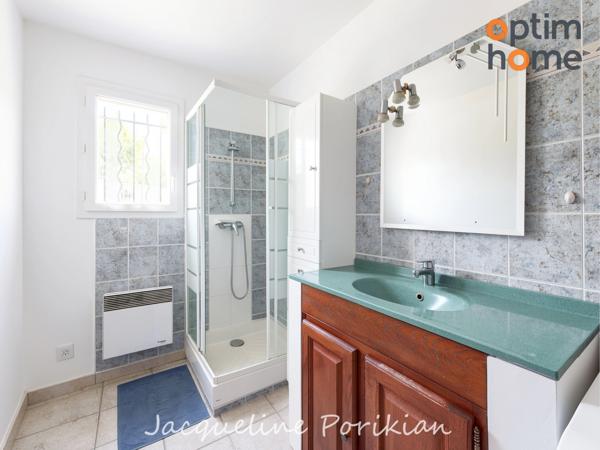 Maison à vendre 4 pièces VILLELAURE (84)
