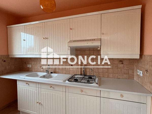 Location Appartement 2 pièces 42.6 m² - 33 AVENUE CHARLES DE GAULLE Roissy En France 95700