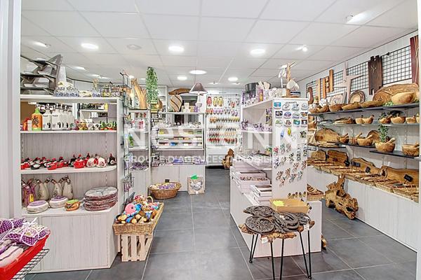 Cession Fonds de Commerce - Boutique 50 m² - Coeur de Cotignac