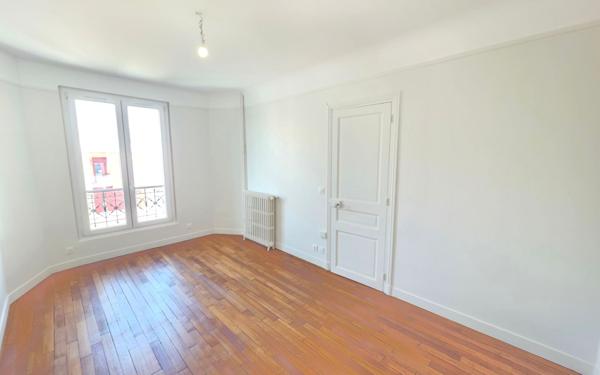 Appartement à vendre    1 pièce • 30,05 m2 Houilles