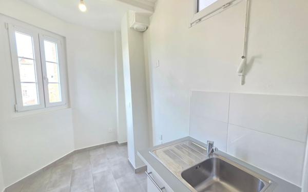 Appartement à vendre    1 pièce • 30,05 m2 Houilles