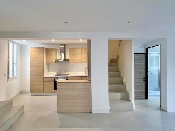 Marseille (13004) Maison de ville T4 entièrement rénovée - 13004 Marseille