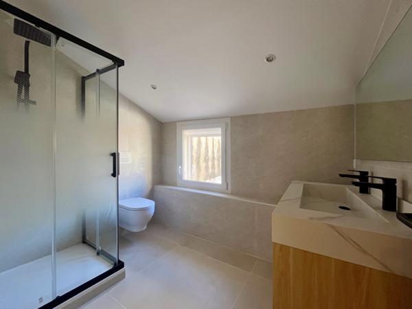 Marseille (13004) Maison de ville T4 entièrement rénovée - 13004 Marseille