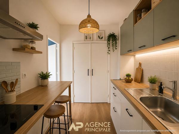 Appartement - T2 - Hyper-centre - 39m2 - Loggia - Ascenseur 233 000 € **  - Référence  JH746D2