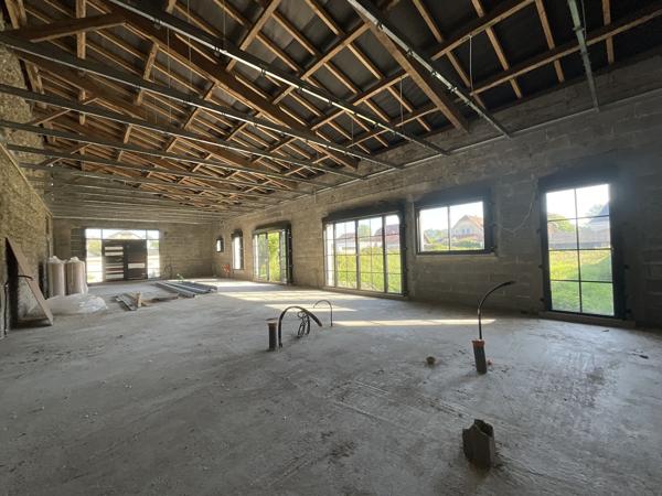 Grange de Caractère à réinventer - 355 m2 - ASSAT