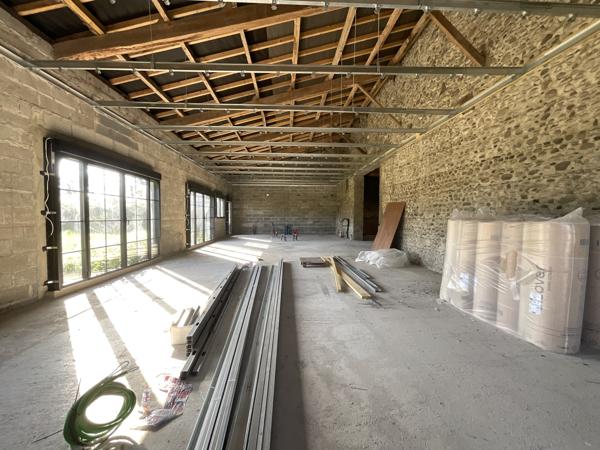 Grange de Caractère à réinventer - 355 m2 - ASSAT
