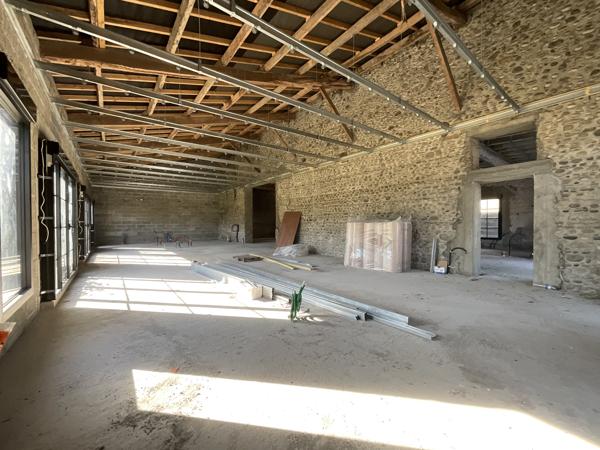 Grange de Caractère à réinventer - 355 m2 - ASSAT