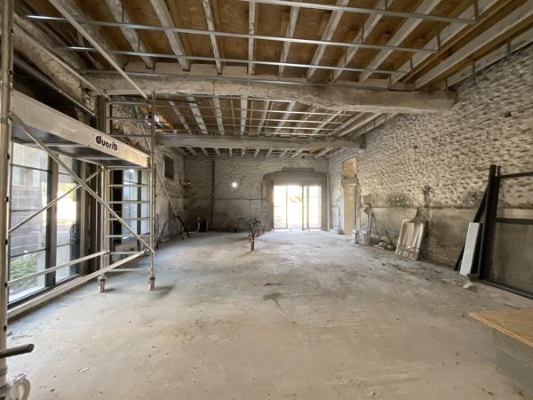 Grange de Caractère à réinventer - 355 m2 - ASSAT
