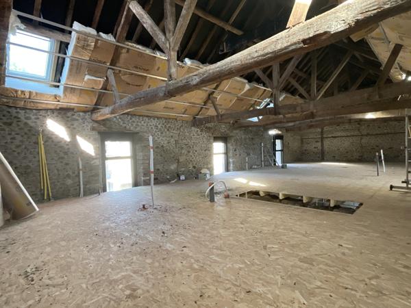 Grange de Caractère à réinventer - 355 m2 - ASSAT