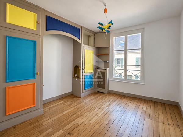 Maison Luzarches 12 pièces 349.44 m2