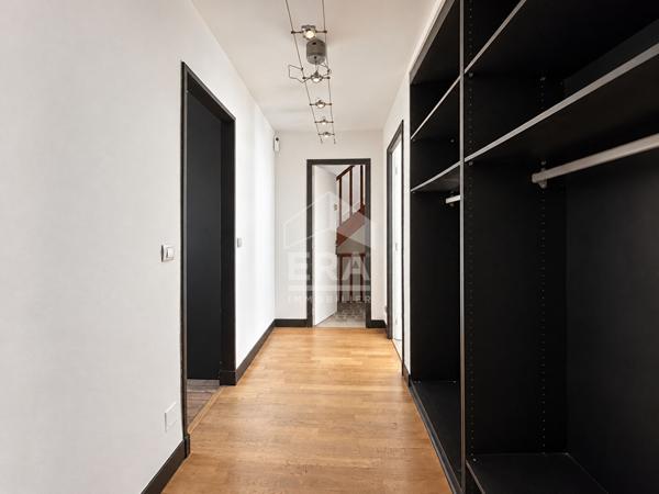 Maison Luzarches 12 pièces 349.44 m2