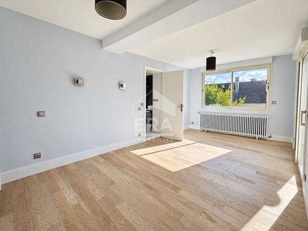 Maison Luzarches 12 pièces 349.44 m2
