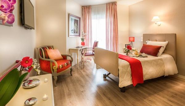 INVESTISSEMENT LOCATIF – Pégomas – Résidence EHPAD Les Jasmins de Cabrol – 7.04% de rentabilité