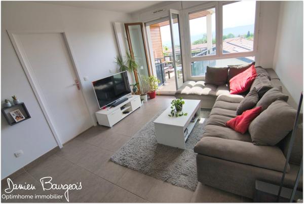 Coup de cœur assuré ! T3 lumineux avec terrasse, garage et vue imprenable