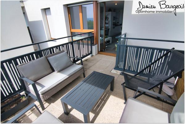 Coup de cœur assuré ! T3 lumineux avec terrasse, garage et vue imprenable