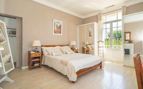 Maison à vendre    5 pièces •  Istres