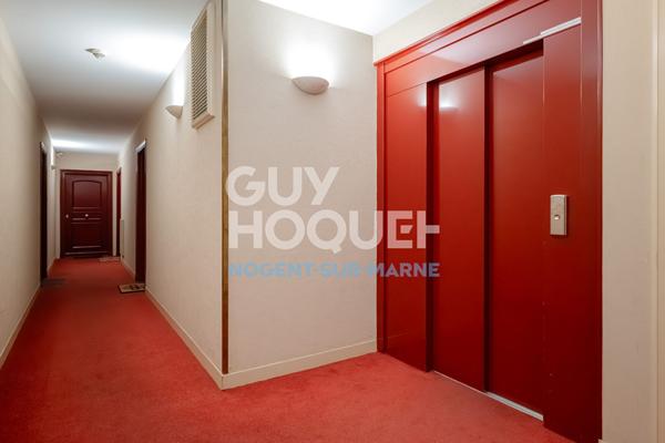 Terrasse / Parking / Ascenseur