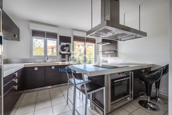 Terrasse / Parking / Ascenseur