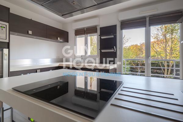 Terrasse / Parking / Ascenseur