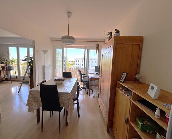 NANTES/LONGCHAMP APPARTEMENT VUE DEGAGEE AVEC BALCON