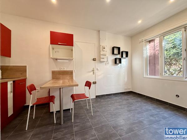 Appartement
                                                                                                                                                                                                                                                                                                                        2 pièce(s)                                                                                                                                                                                                                                                                                                                              22  m²