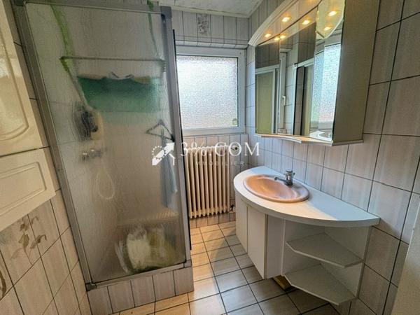 3%COM Bel appartement F3/F4 de 84m2 avec balcon, garage, cave, grenier et parking Saverne (67700)