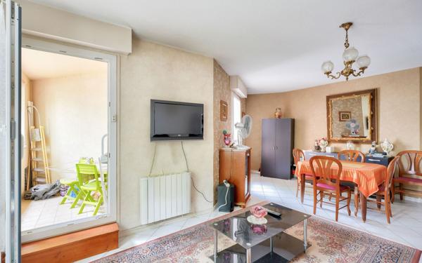 Appartement à vendre    3 pièces • 85,75 m2 Lyon 3
