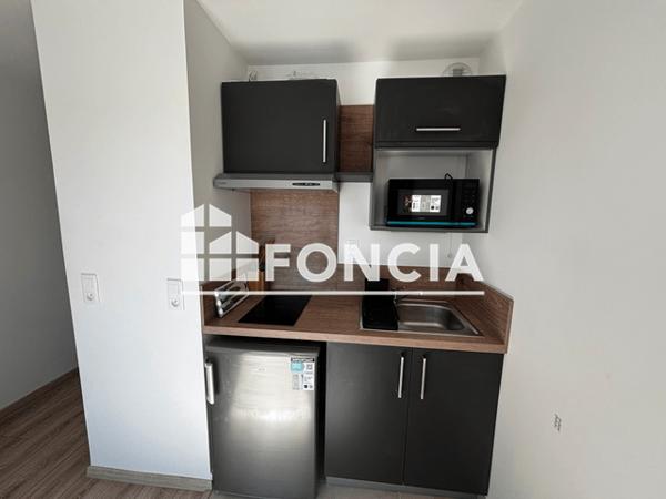 Location Studio meublé 18.76 m² - Tours 37100