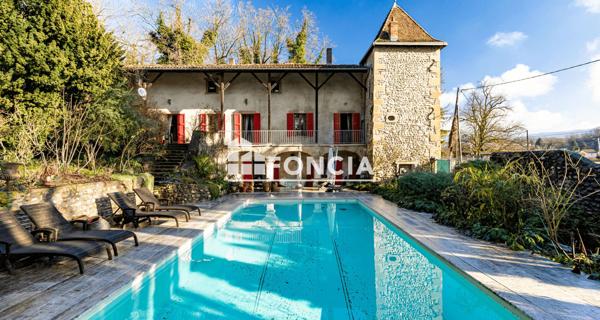 À vendre Maison 7 pièces 190 m² - Moirans 38430