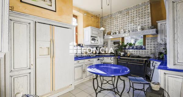 À vendre Maison 7 pièces 190 m² - Moirans 38430