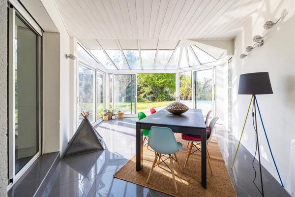 Maison
         8 pièces
        - 230 m² Bien prestige 975 000 € *