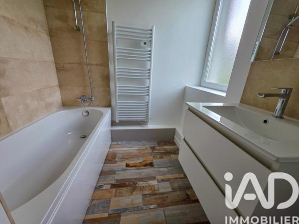 Location maison 3 pièces 65,35 m² Saint-Sulpice-Laurière