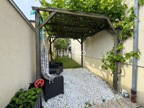 Maison 120m2 avec 6 pièces et jardin