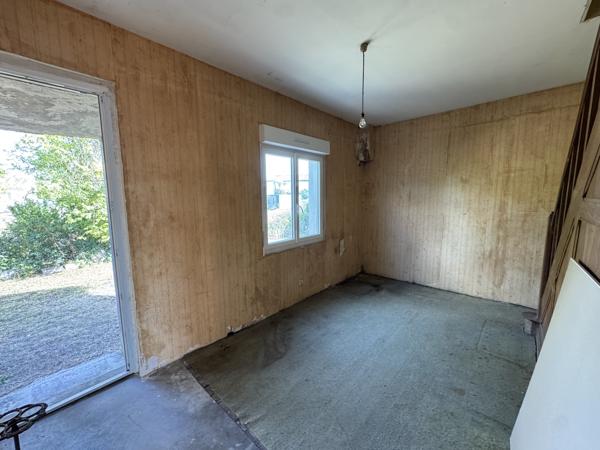 MAISON DES ANNÉES 30 À RÉNOVER – 95 m² – 3 CHAMBRES – TERRAIN CLOS