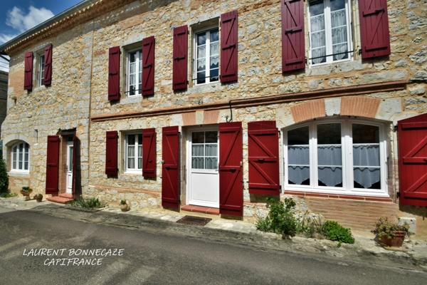 Dpt Tarn et Garonne (82), à vendre proche de MAUVEZIN et BEAUMONT DE LOMAGNE  maison T5