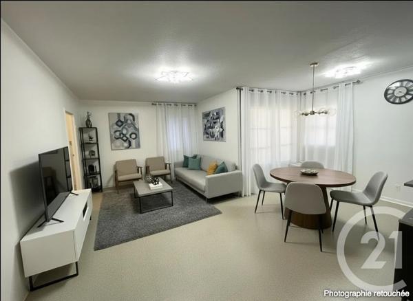 Appartement F3 à vendre  3 pièces - 65 m 2   MARTIGUES  - 13