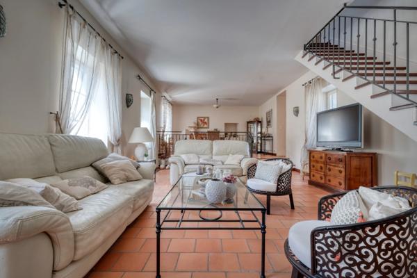 Maison à vendre 7 pièces SEPTEUIL (78)